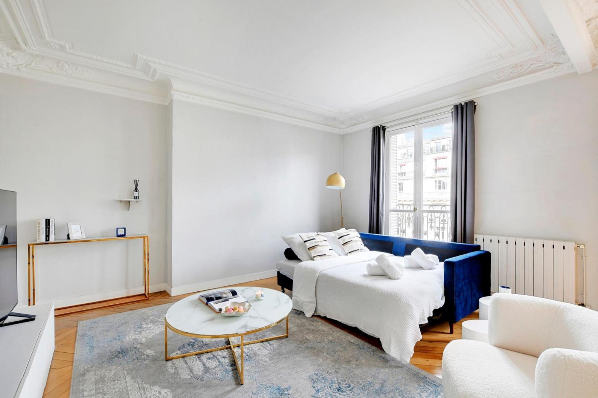 Eiffel Tower View Apartment Paris Exterior photo